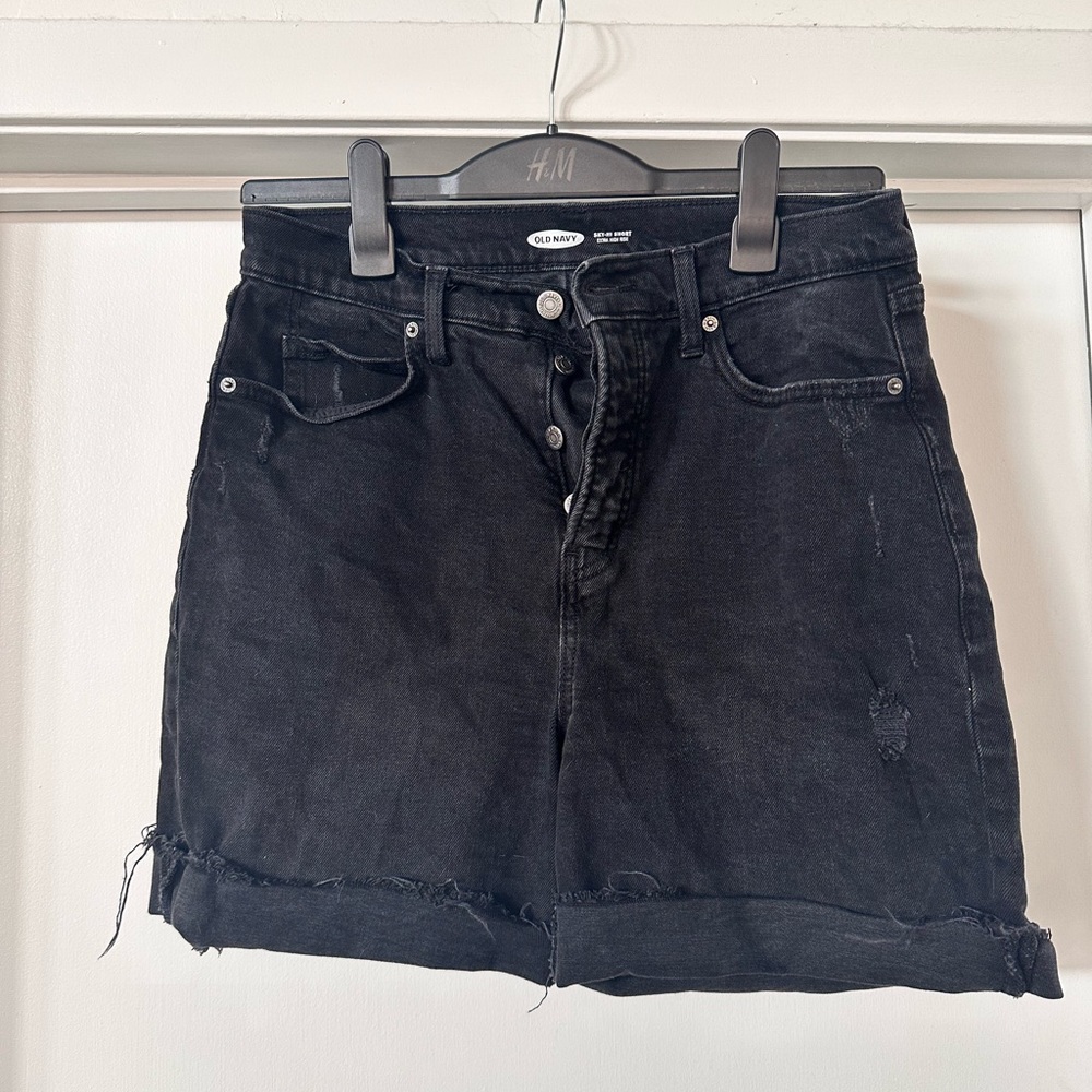 Women’s Old Navy Black Jean Shorts size 10